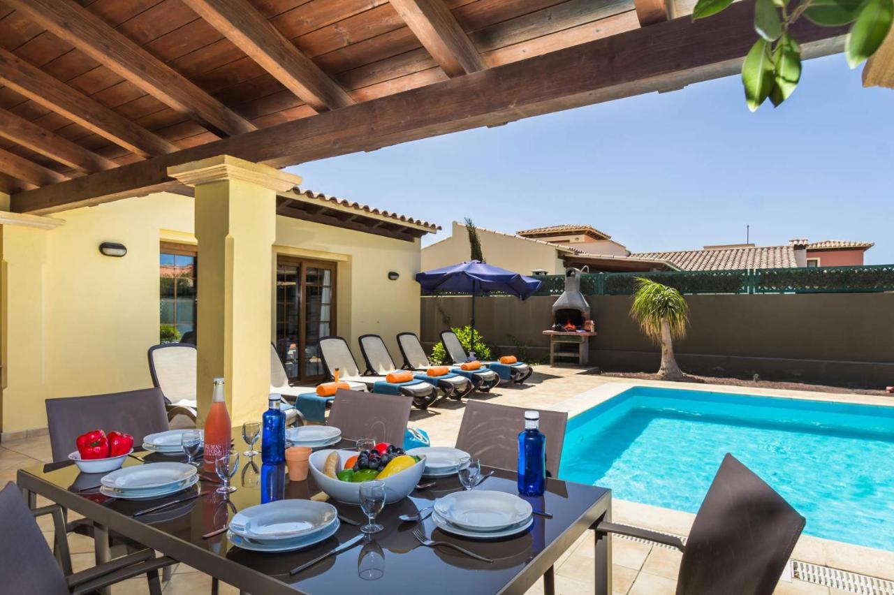 Villa Ducales By Villa Plus Corralejo Exterior photo